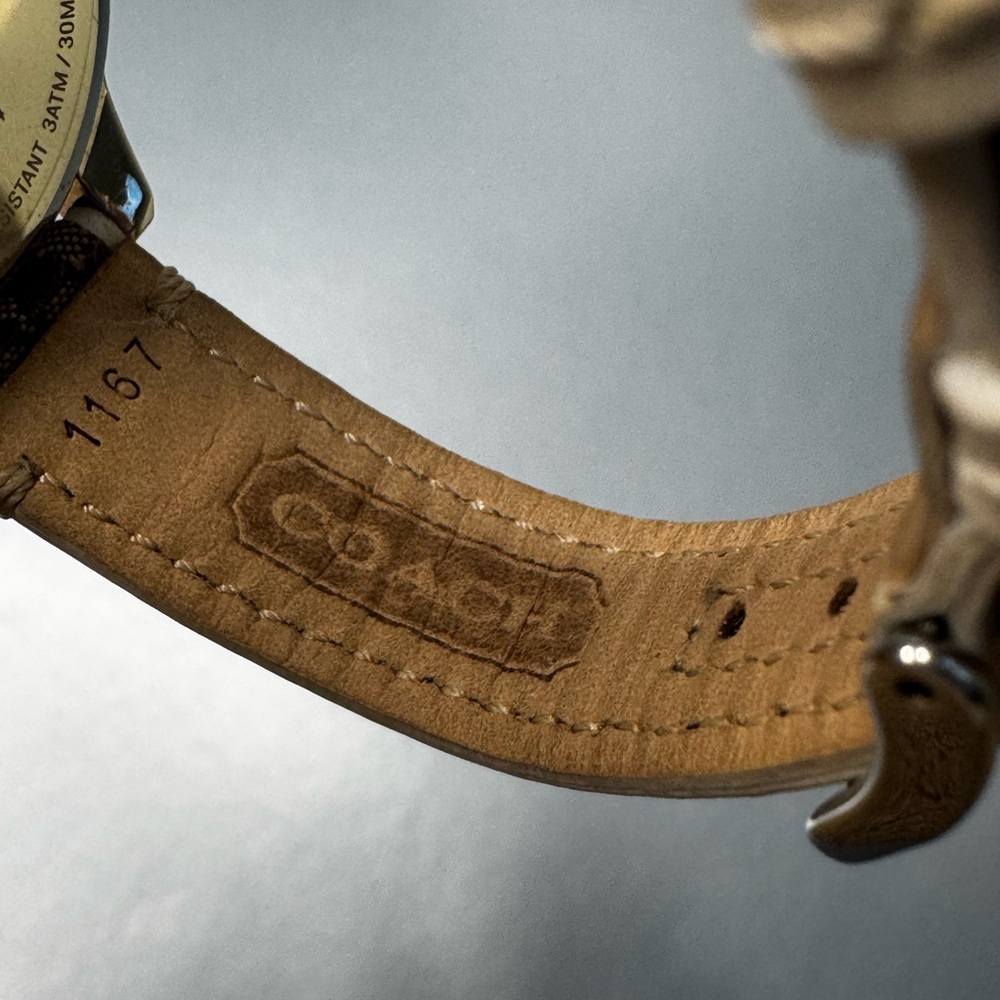 Coach Beige Women's Watch - Picture 6 of 7
